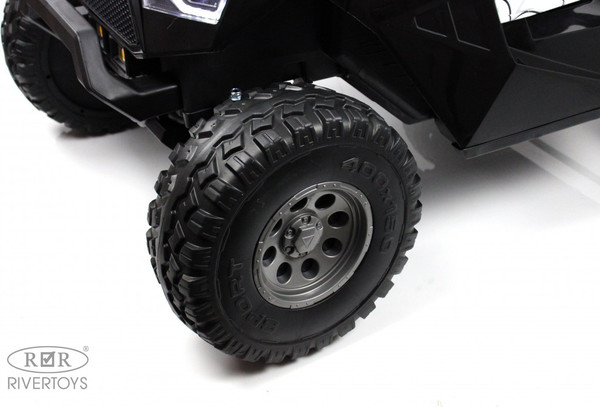 Изображение товара Детский автомобиль RiverToys A707AA LUX 4WD (белый Spider)