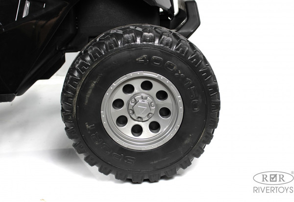 Изображение товара Детский автомобиль RiverToys A707AA LUX 4WD (черный карбон)