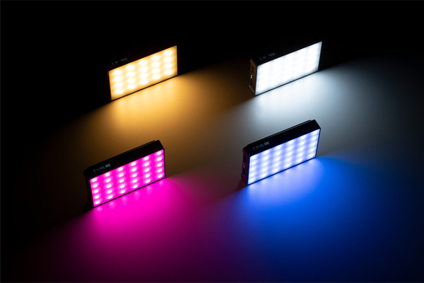 Изображение товара Комплект осветителей студийных Godox Knowled C5R-K8 с зарядным кейсом / 31428