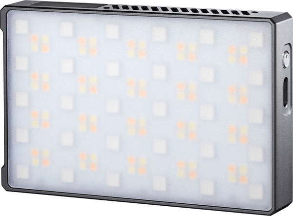 Изображение товара Комплект осветителей студийных Godox Knowled C5R-K8 с зарядным кейсом / 31428