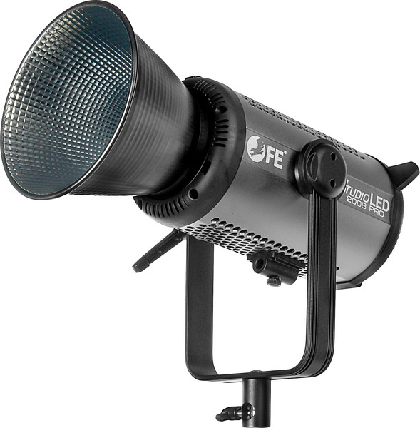 Изображение товара Осветитель студийный Falcon Eyes Studio LED 200B Pro / 31397