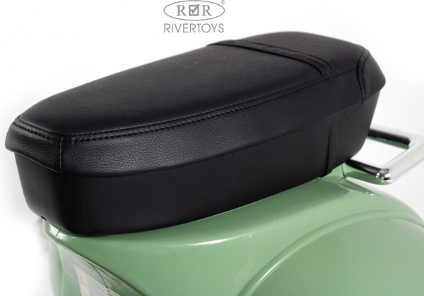 Изображение товара Детский мотоцикл RiverToys Vespa / M888MM (зеленый)