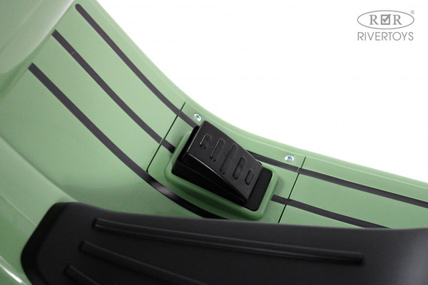 Изображение товара Детский мотоцикл RiverToys Vespa / M888MM (зеленый)