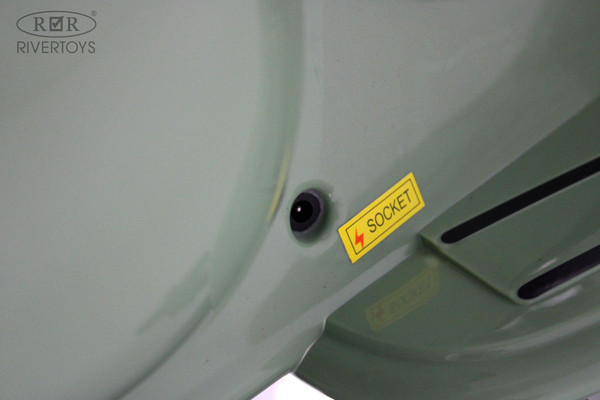 Изображение товара Детский мотоцикл RiverToys Vespa / M888MM (зеленый)