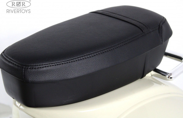 Изображение товара Детский мотоцикл RiverToys Vespa / M888MM (серый)