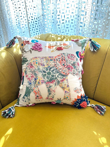 Изображение товара Чехол на подушку Arya Colorful Elephant 45x45 (разноцветный)