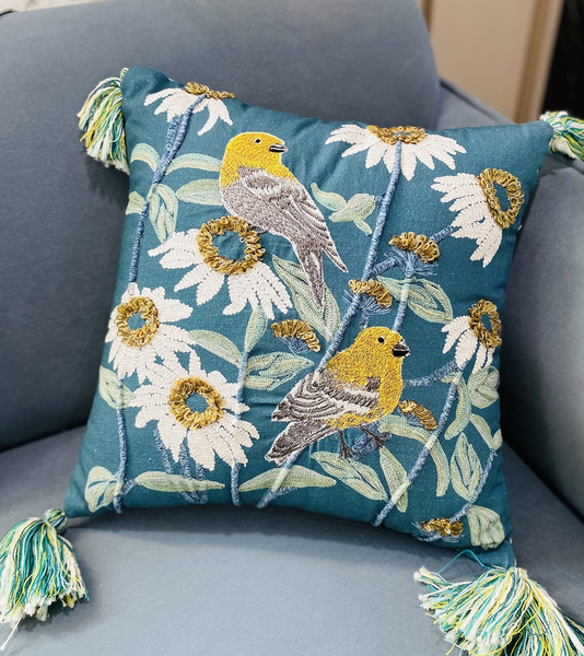 Изображение товара Чехол на подушку Arya Floral Motif 45x45 (разноцветный)