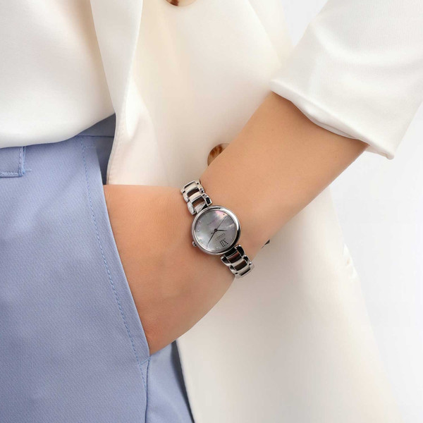 Изображение товара Часы наручные женские Citizen EM0530-81D