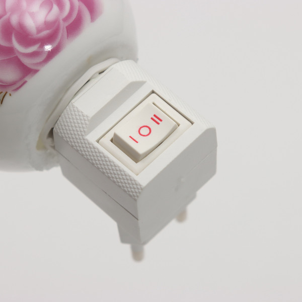 Изображение товара Ночник Risalux Красная роза / 10553434 (белый)