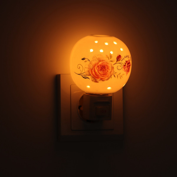 Изображение товара Ночник Risalux Розочка / 10553435 (белый)