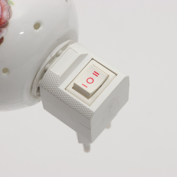 Изображение товара Ночник Risalux Розочка / 10553435 (белый)