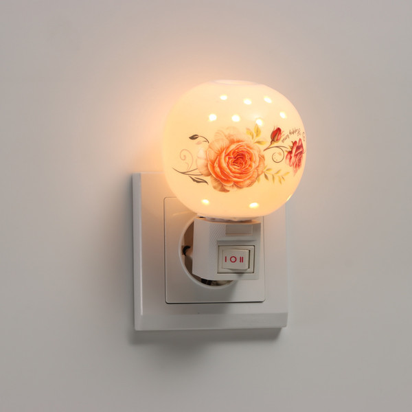 Изображение товара Ночник Risalux Розочка / 10553435 (белый)