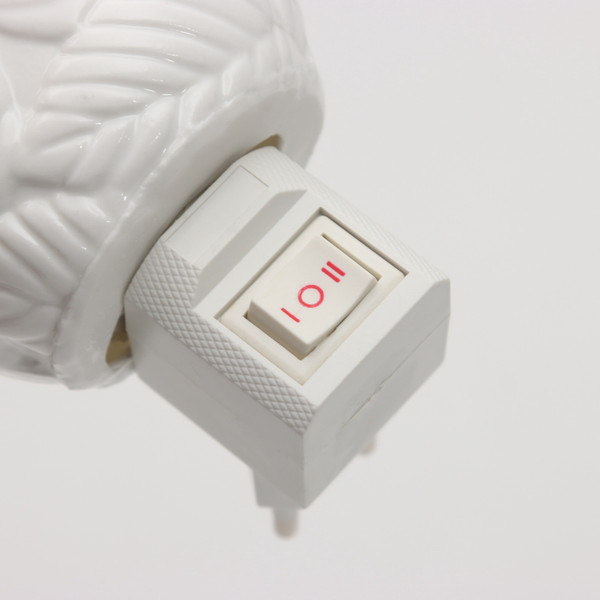 Изображение товара Ночник Risalux Листья / 10553443 (белый)