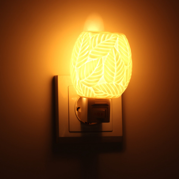 Изображение товара Ночник Risalux Листья / 10553443 (белый)