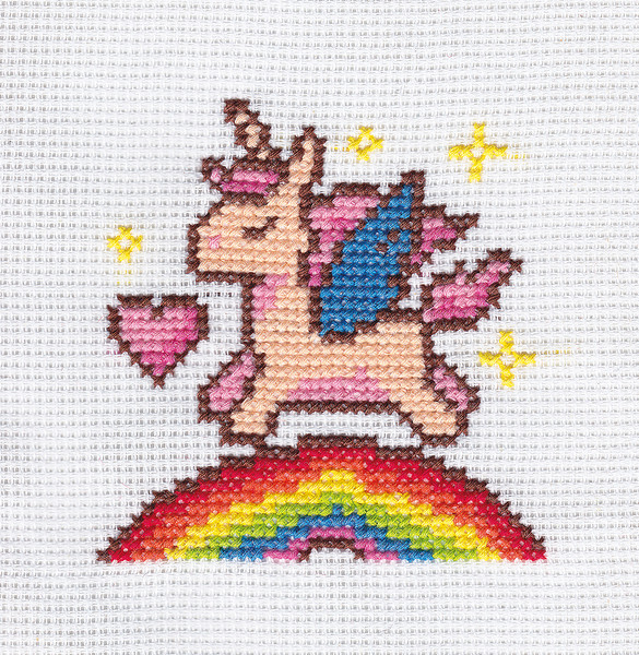 Изображение товара Набор для творчества Десятое королевство Вышивка Единорог / 04894