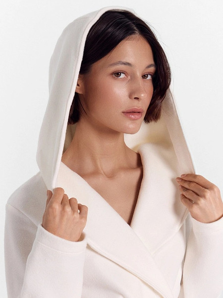 Изображение товара Халат Mark Formelle 552278 (р.164/170-96-102, светло-молочный)