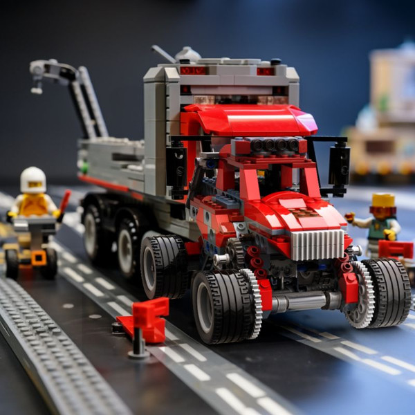 Изображение товара Конструктор электромеханический Apitor Robot B 8 в 1