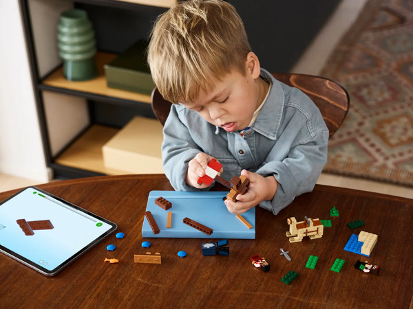 Изображение товара Конструктор Lego Minecraft Путешествие на пиратском корабле 21259