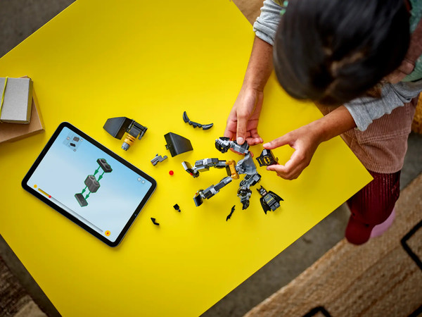 Изображение товара Конструктор Lego Super Heroes Боевая броня Бэтмена 76270