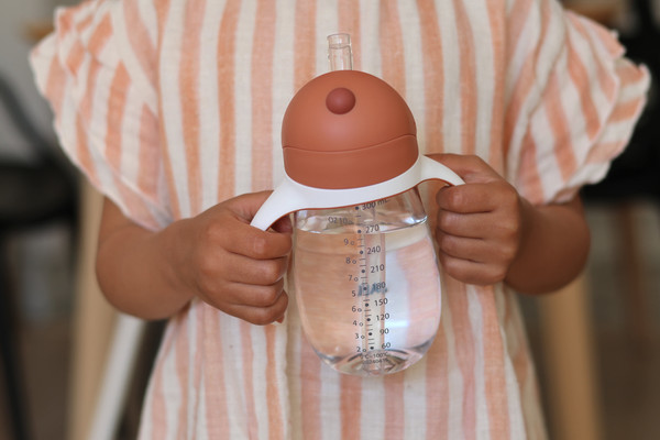 Изображение товара Поильник Beaba Tasse Paille 913586 (300мл, Terracotta)