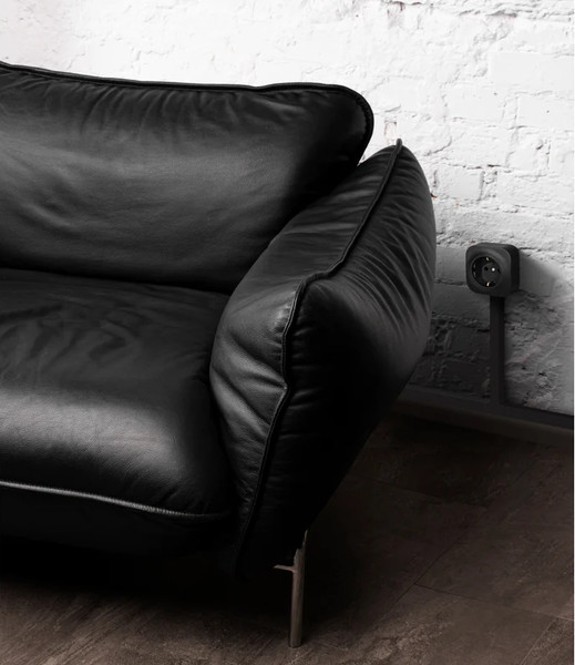 Изображение товара Розетка Legrand Quteo 782476 (черный матовый)