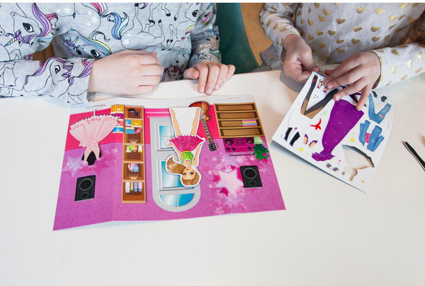 Изображение товара Развивающий игровой набор Happy Valley Магнитный. Одень куклу. Супер-звезда / 2738653