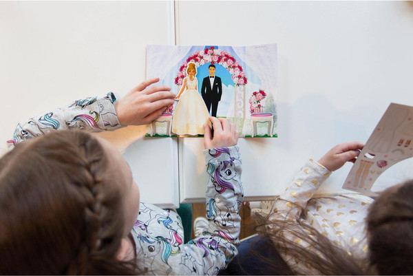 Изображение товара Развивающий игровой набор Happy Valley Магнитный. Одень куклу. Невеста / 2738650