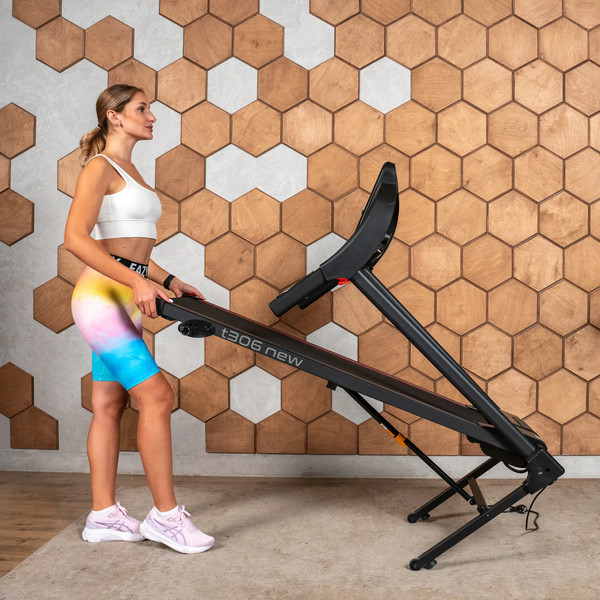 Изображение товара Электрическая беговая дорожка Carbon Fitness T306 NEW