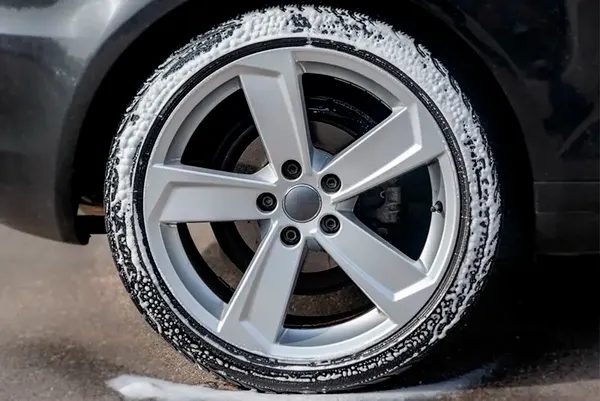 Изображение товара Очиститель бампера и шин Forch P323 / 61001681 (500мл)