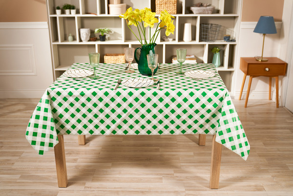 Изображение товара Скатерть Stolima Декор-шанс 5015 Пикник (160x130, зеленый)