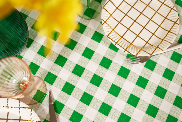 Изображение товара Скатерть Stolima Декор-шанс 5015 Пикник (160x130, зеленый)