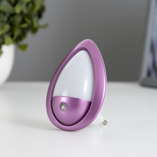 Изображение товара Ночник Risalux Светлячок 1010893 (фиолетовый)