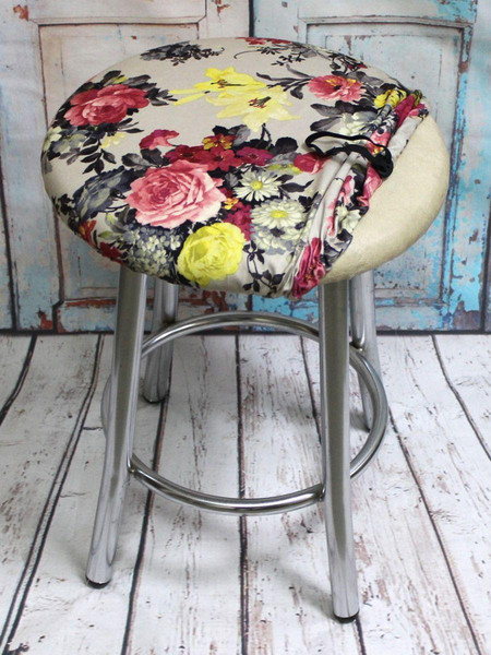 Изображение товара Чехол на табурет MATEX Concept. Line. Розы И Лилейник / 51-619 (желтый/пудровый/бежевый)