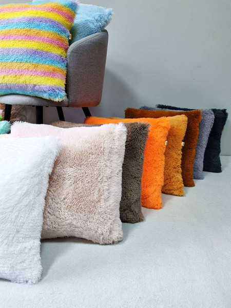 Изображение товара Подушка декоративная MATEX Plush 65-654 (розовый/голубой/желтый)