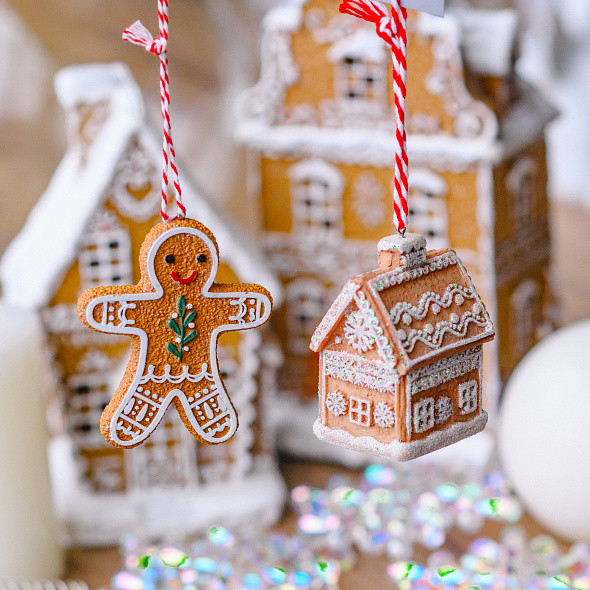 Изображение товара Елочная игрушка Gisela Graham Ski Lodge. Пряничный домик / 10489