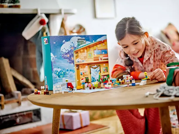 Изображение товара Конструктор Lego Friends Новогодний календарь 42637