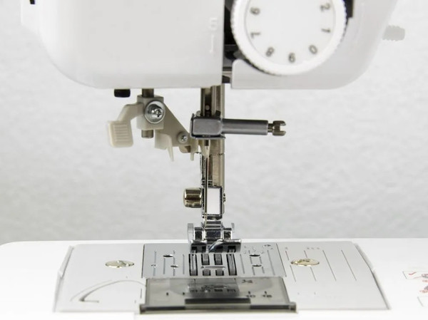 Изображение товара Швейная машина Brother JA1450NT