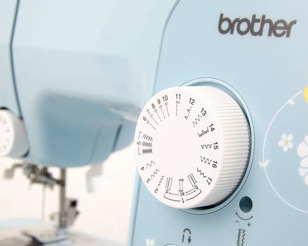 Изображение товара Швейная машина Brother JK17B