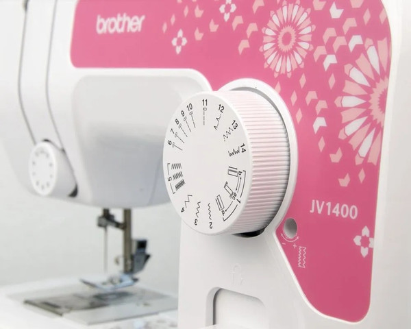 Изображение товара Швейная машина Brother JV1400