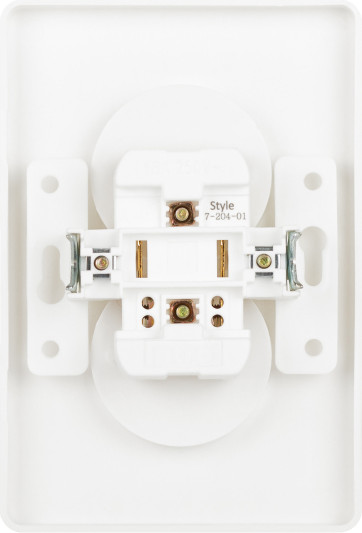 Изображение товара Розетка INTRO Style 7-204-01 / Б0060641 (белый)