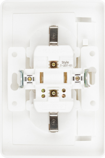 Изображение товара Розетка INTRO Style 7-207-01 / Б0060643 (белый)