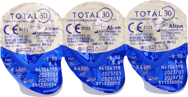 Изображение товара Контактная линза Alcon Total 30 Sph+3.50 R8.4 D14.2