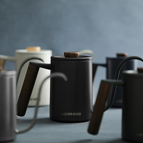 Изображение товара Кофейник MHW-3BOMBER Planet Hand Brewing BK5996B (матовый черный)