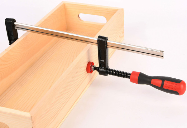 Изображение товара Струбцина Deli EDL110515Z (черный/красный)