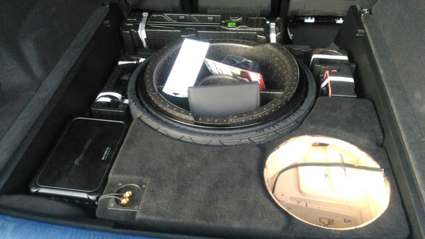 Изображение товара Корпус для сабвуфера Драйв Stels Audi Q7 2-е поколение 12"