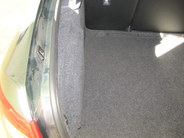 Изображение товара Корпус для сабвуфера Драйв Stels Skoda Oktavia А7 лифтбек 12" (с крышкой)