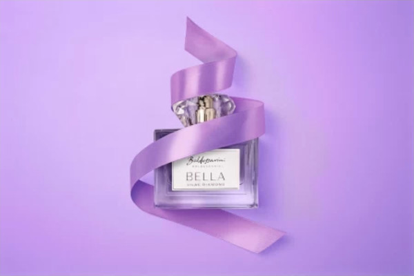 Изображение товара Парфюмерная вода Baldessarini Bella Lilac Diamond (50мл)