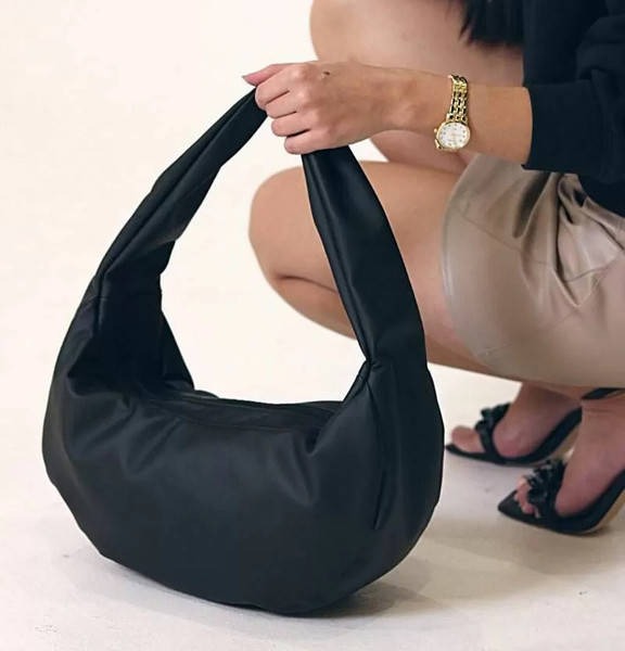 Изображение товара Сумка MT.Style Hobo (черный)