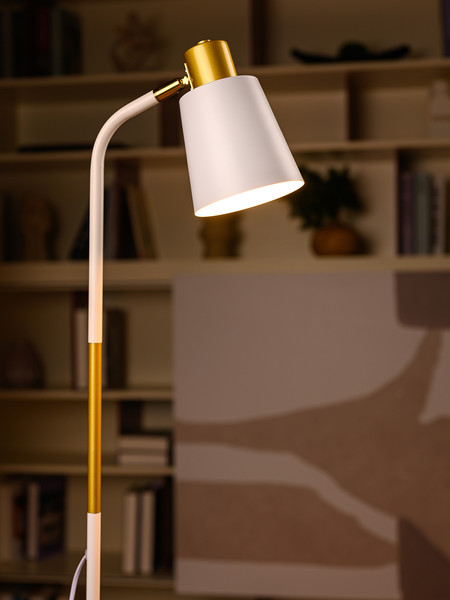 Изображение товара Торшер ArtStyle HT-188W (белый/антик)