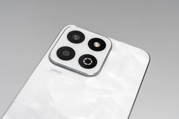 Изображение товара Смартфон Honor X7c 8GB/256GB (белый)